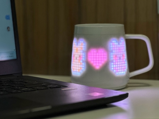 Đặt quà tùy chỉnh cho Ngày của Mẹ Ai-Enhanced Ceramic Mug With Pixel Display Món quà thiết kế hiện đại